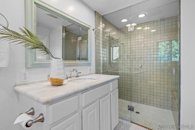 11942 Lomica, San Diego, CA 92128