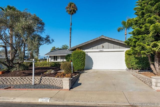11942 Lomica, San Diego, CA 92128
