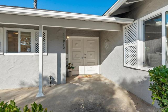 11942 Lomica, San Diego, CA 92128