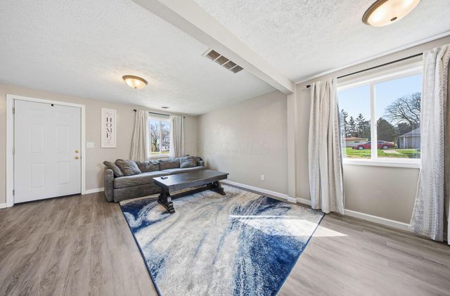 2927 Lancaster Kirkersville Road NW, Lancaster, OH 43130