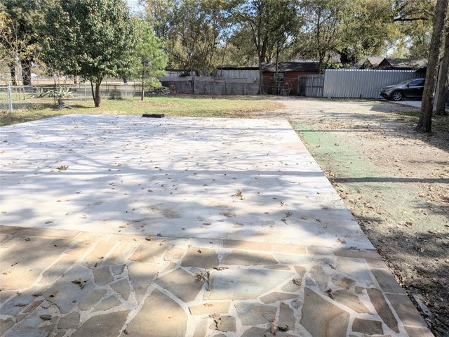 608 Holcomb Road, Dallas, TX 75217