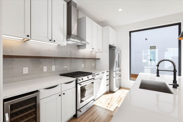 2107 N Garrett Avenue 103, Dallas, TX 75206