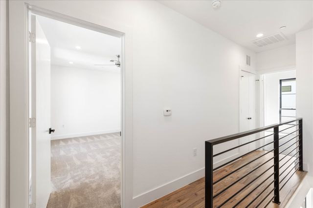 2107 N Garrett Avenue 103, Dallas, TX 75206