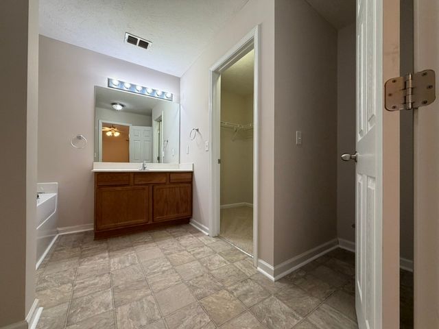 3719 Red Willow Ct, Murfreesboro, TN 37128