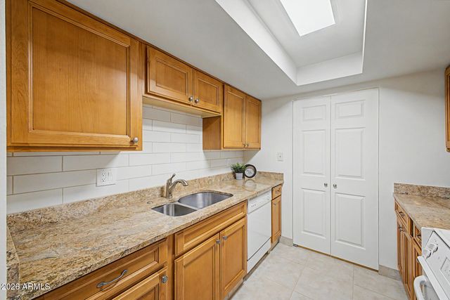 5233 N 78TH Street, Scottsdale, AZ 85250