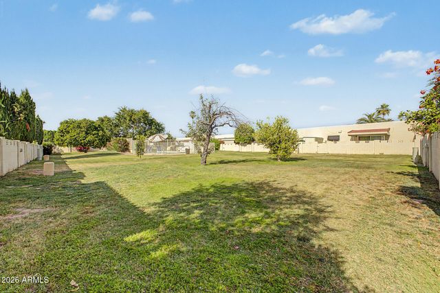 5233 N 78TH Street, Scottsdale, AZ 85250