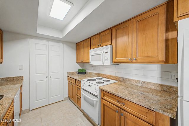 5233 N 78TH Street, Scottsdale, AZ 85250