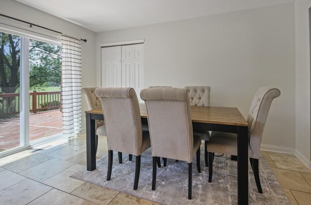 4213 Glen Oaks Drive, Crown Point, IN 46307