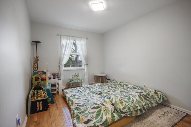 4213 Glen Oaks Drive, Crown Point, IN 46307