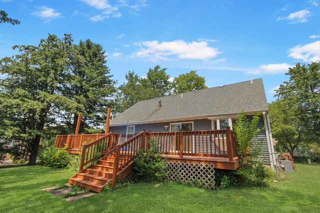 4213 Glen Oaks Drive, Crown Point, IN 46307