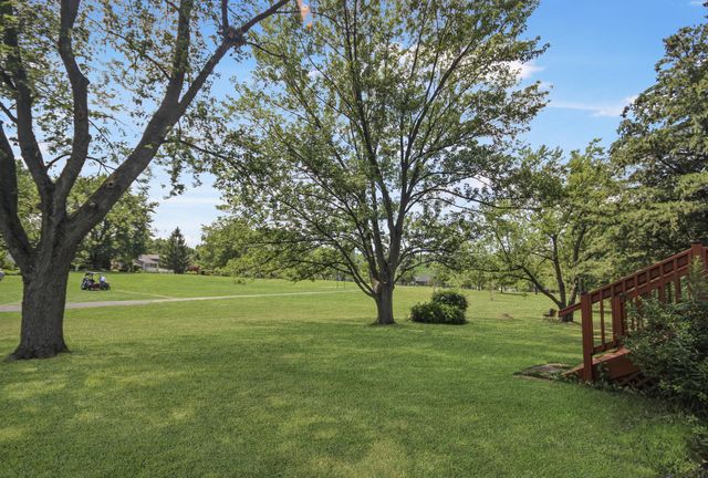 4213 Glen Oaks Drive, Crown Point, IN 46307