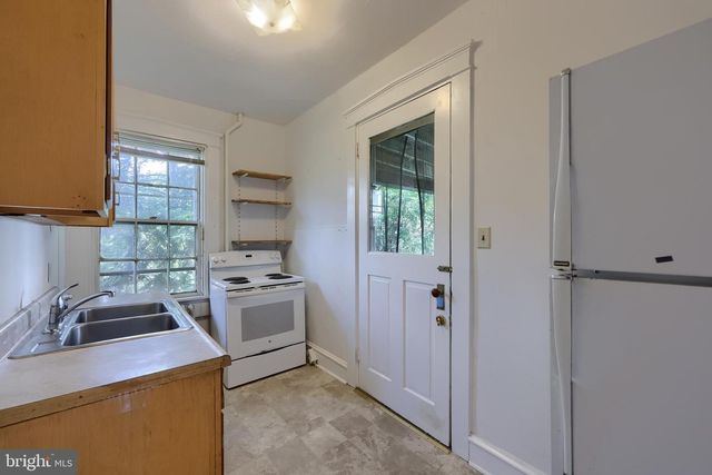 146 E LEMON ST, Lancaster, PA 17602