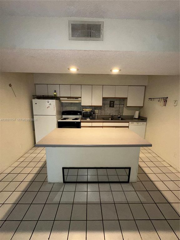4055 W Mcnab Road H309, Pompano Beach, FL 33069