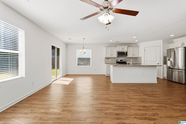 852 HUNTINGTON TRACE, Chelsea, AL 35043
