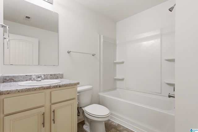 852 HUNTINGTON TRACE, Chelsea, AL 35043