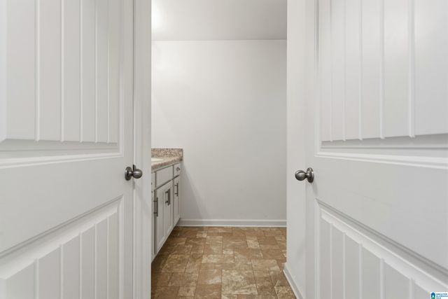 852 HUNTINGTON TRACE, Chelsea, AL 35043