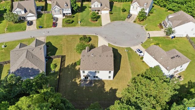 852 HUNTINGTON TRACE, Chelsea, AL 35043