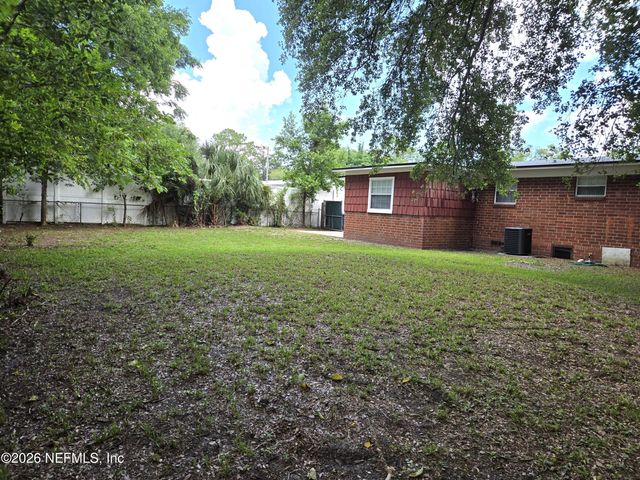 2918 RED OAK Drive, Jacksonville, FL 32277