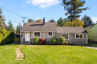 15910 1st Ave NW, Shoreline, WA 98177