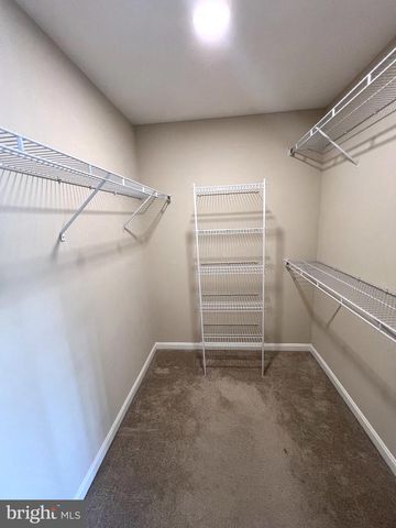 194 OXBOW DR, Strasburg, VA 22657