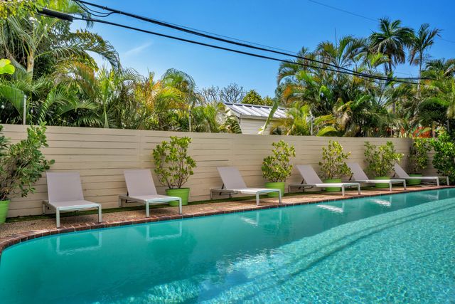 1229 NE 17th Avenue, Fort Lauderdale, FL 33304