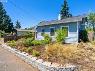 5909 Se CARLTON St, Portland, OR 97206