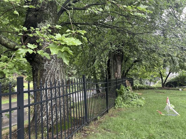 142 Springfield St, Springfield, MA 01107