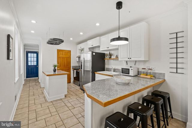 817 S KENWOOD AVE, Baltimore, MD 21224