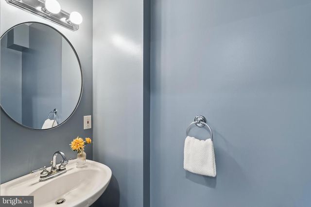 817 S KENWOOD AVE, Baltimore, MD 21224