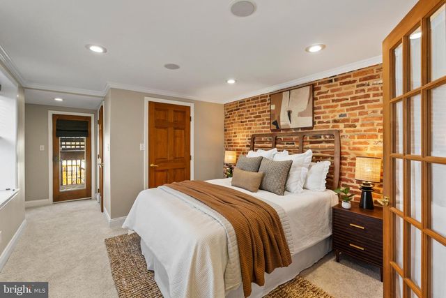 817 S KENWOOD AVE, Baltimore, MD 21224