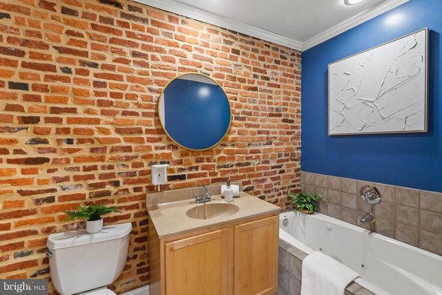 817 S KENWOOD AVE, Baltimore, MD 21224