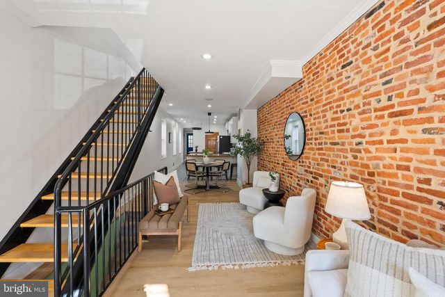 817 S KENWOOD AVE, Baltimore, MD 21224