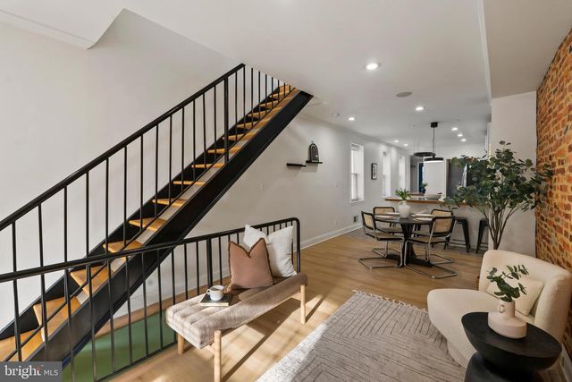 817 S KENWOOD AVE, Baltimore, MD 21224