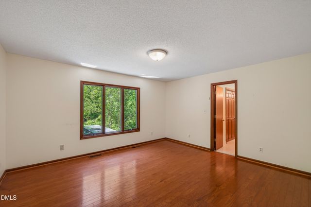 1044 Log Barn Road, Pittsboro, NC 27312