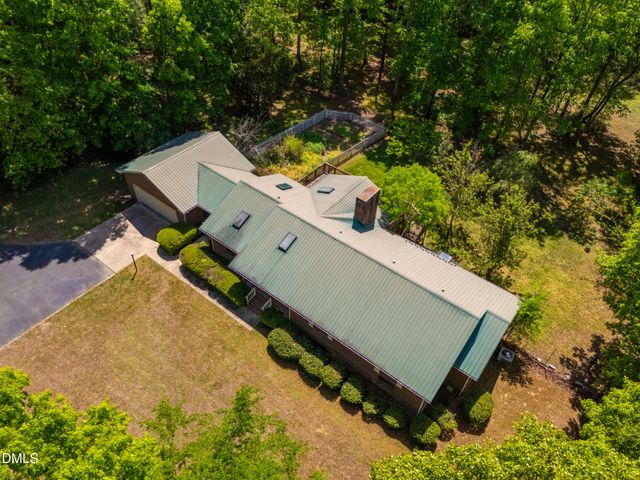 1044 Log Barn Road, Pittsboro, NC 27312