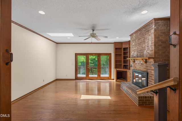 1044 Log Barn Road, Pittsboro, NC 27312