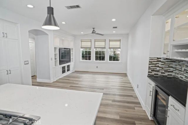 23930 Windward Lane, Valencia, CA 91355