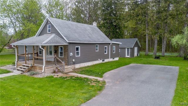 79 East Oneida Street, Lysander, NY 13027