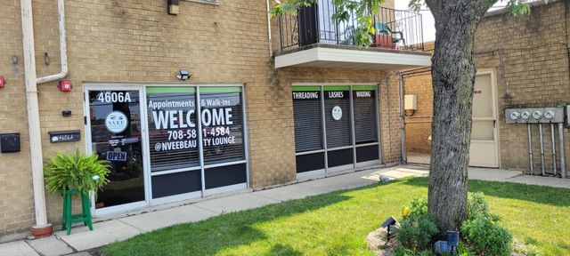 4606 W 103rd Street B, Oak Lawn, IL 60453