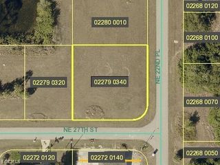 2704 NE 22nd PL, Cape Coral, FL 33909
