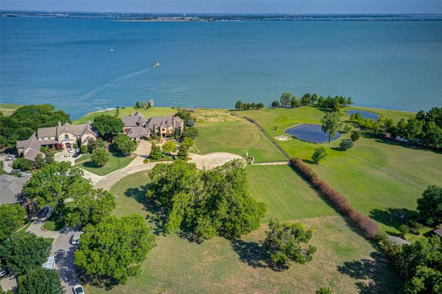 8 Terrabella Lane, Heath, TX 75032