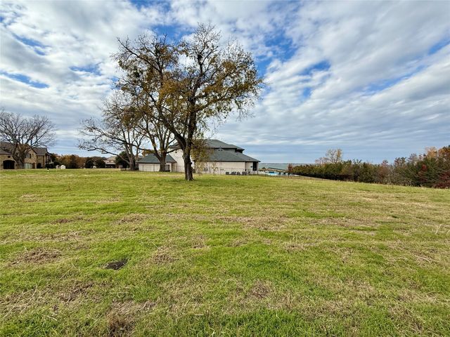 8 Terrabella Lane, Heath, TX 75032