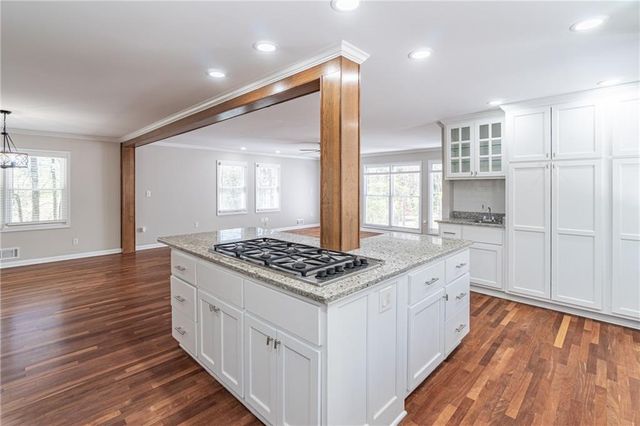 4571 Huntridge Drive NE, Roswell, GA 30075