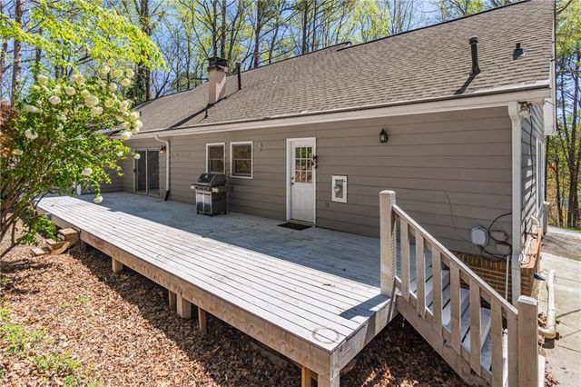 4571 Huntridge Drive NE, Roswell, GA 30075