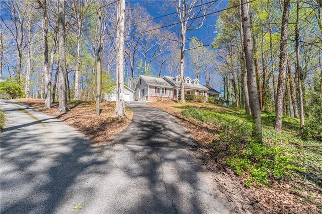 4571 Huntridge Drive NE, Roswell, GA 30075