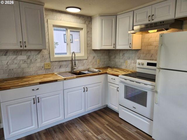 19000 Se BORNSTEDT Rd A2, Sandy, OR 97055