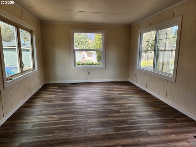 19000 Se BORNSTEDT Rd A2, Sandy, OR 97055