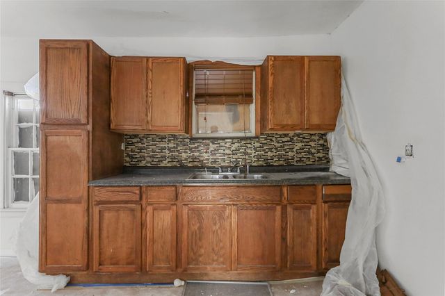 3920 Sayers, Houston, TX 77026