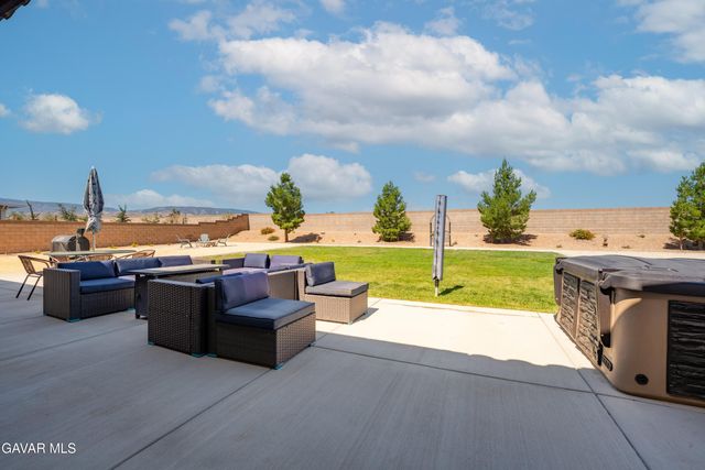 41641 Doverwood Court, Lancaster, CA 93536