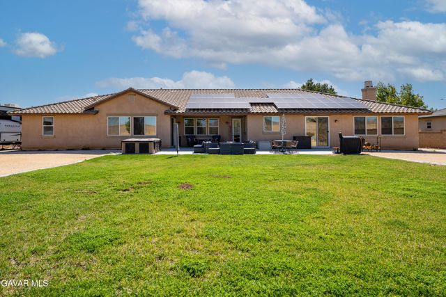 41641 Doverwood Court, Lancaster, CA 93536
